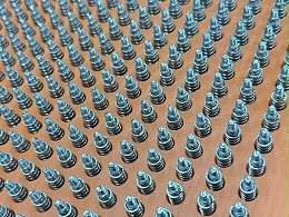 从散料到矩阵：带垫圈/弹簧组合螺丝全自动组装排列技术全解析