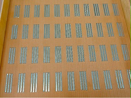 流苏耳饰自动排列展示案例