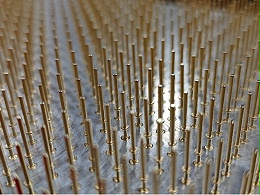 PIN针\探针摆盘太耗时？唯思特整列机解决生产摆盘难题！